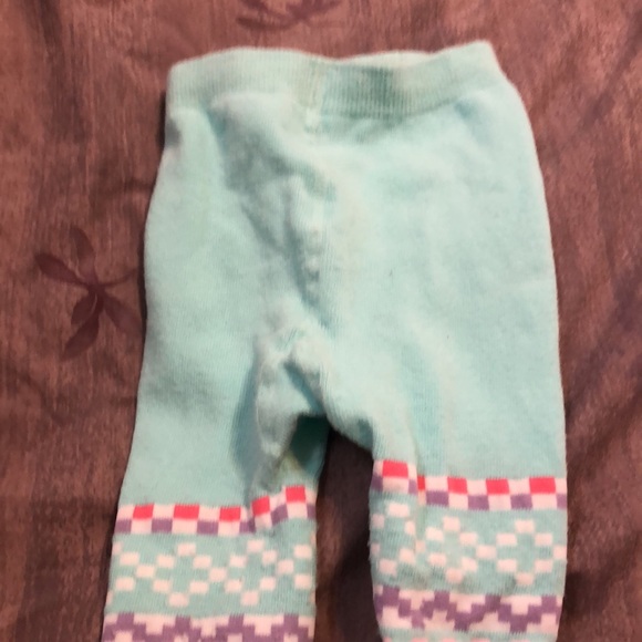 Girls Gymboree tights bundle. Two pairs in great condition. 4T/5T. - Picture 2 of 5